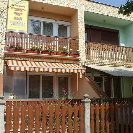 Róna Vendégház Hajdúszoboszló Exterior foto