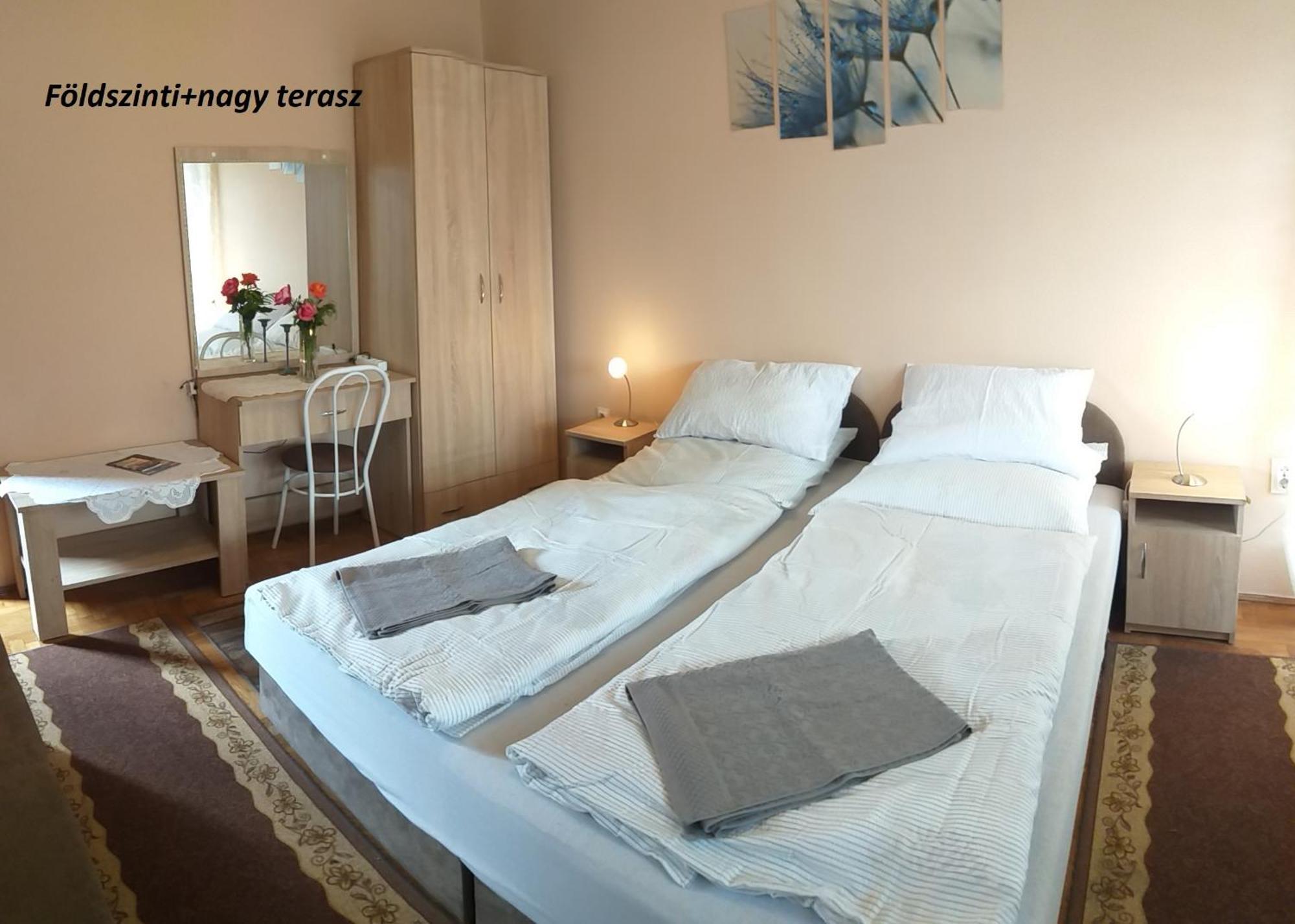 Róna Vendégház Hajdúszoboszló Exterior foto